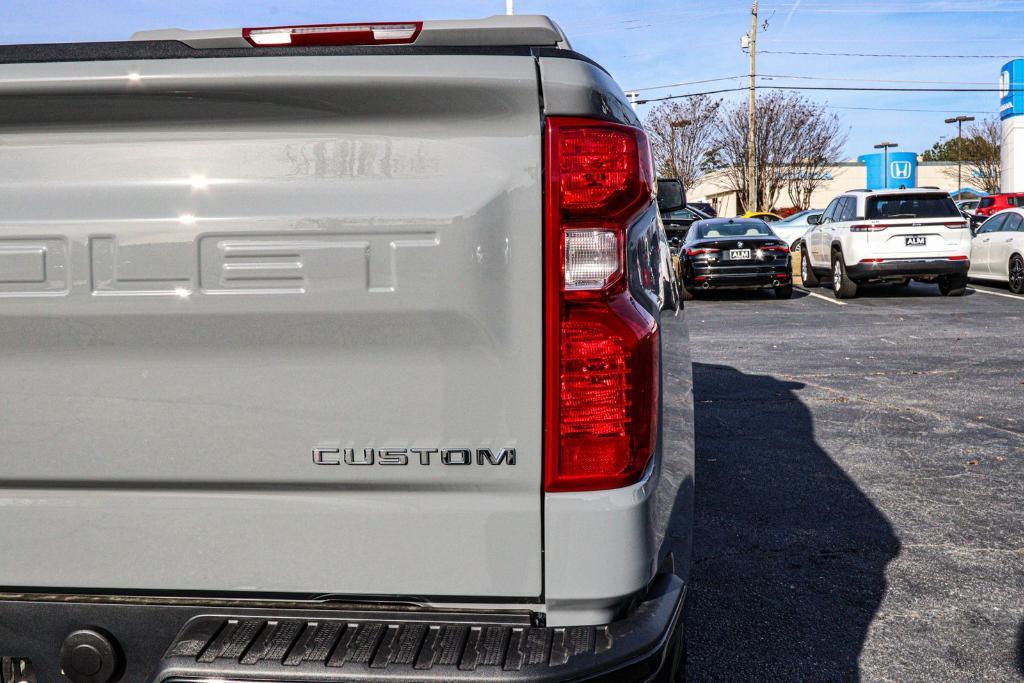 new 2025 Chevrolet Silverado 1500 car, priced at $48,900