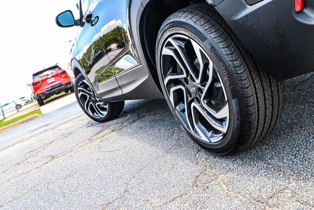 new 2026 Chevrolet TrailBlazer car, priced at $28,350