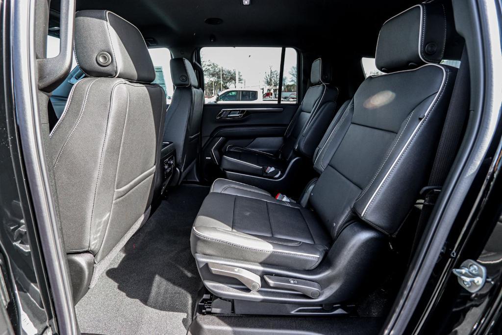 new 2025 Chevrolet Suburban car, priced at $79,824