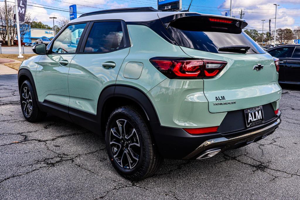 new 2025 Chevrolet TrailBlazer car, priced at $25,096