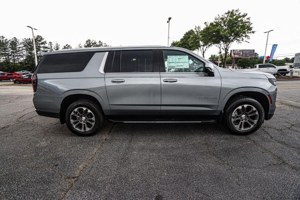 new 2025 Chevrolet Suburban car, priced at $66,994