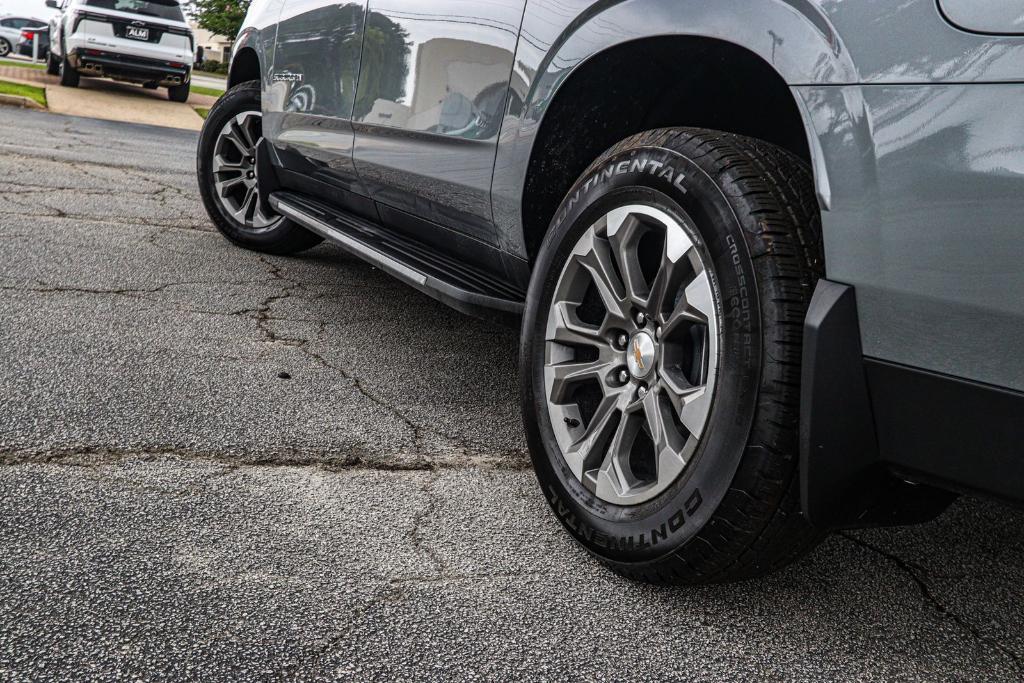 new 2025 Chevrolet Suburban car, priced at $66,994