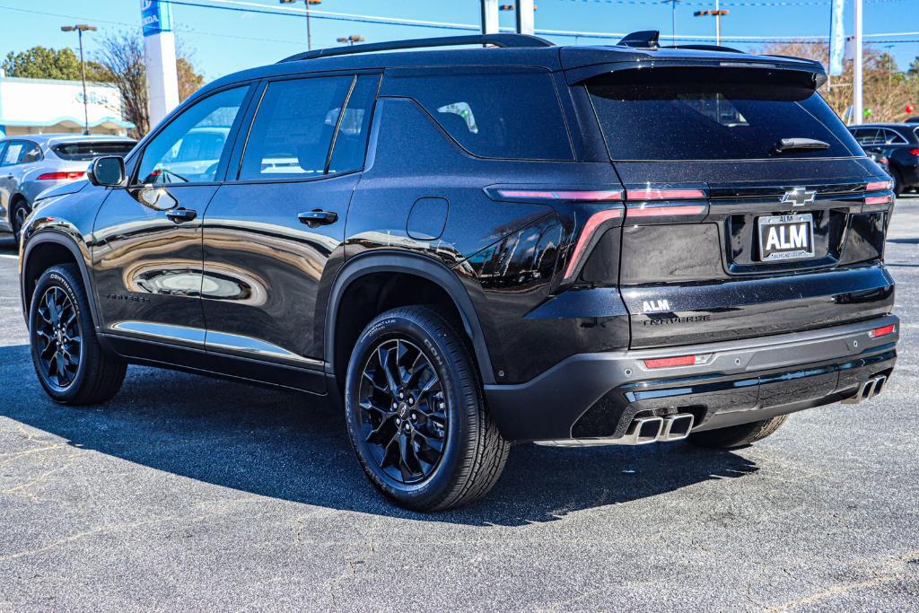 new 2025 Chevrolet Traverse car, priced at $47,990