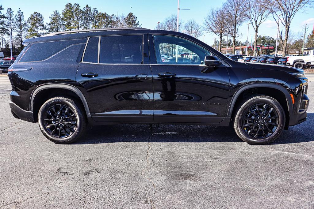 new 2025 Chevrolet Traverse car, priced at $47,990