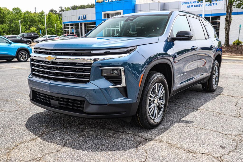 new 2025 Chevrolet Traverse car, priced at $41,694