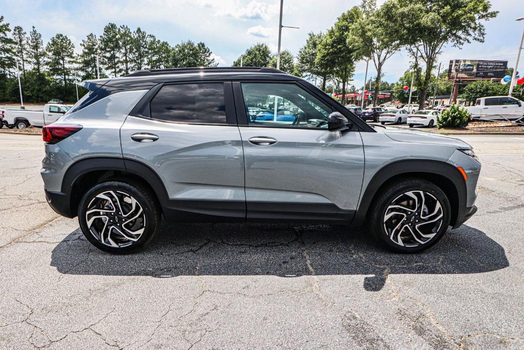 new 2025 Chevrolet TrailBlazer car, priced at $28,625