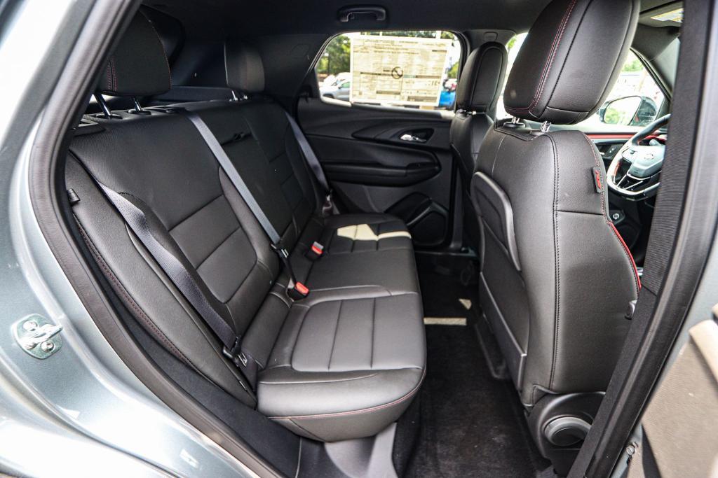 new 2025 Chevrolet TrailBlazer car, priced at $28,625