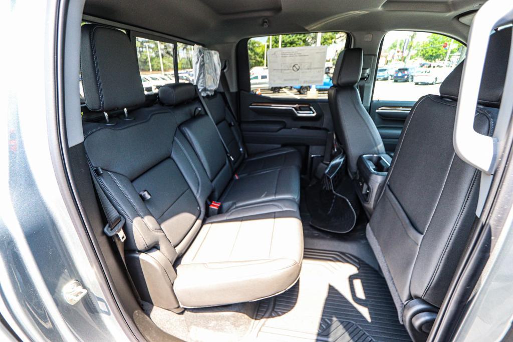 new 2025 Chevrolet Silverado 1500 car, priced at $60,253