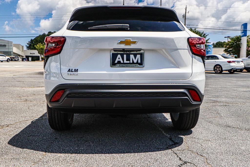 new 2025 Chevrolet Trax car, priced at $21,239