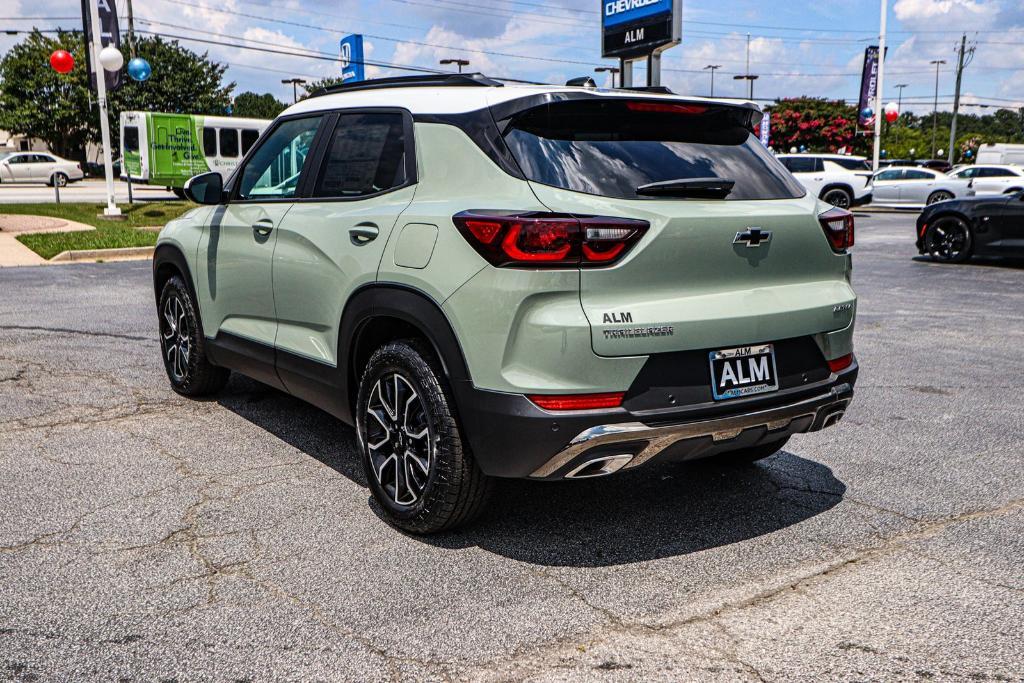 new 2025 Chevrolet TrailBlazer car, priced at $28,872