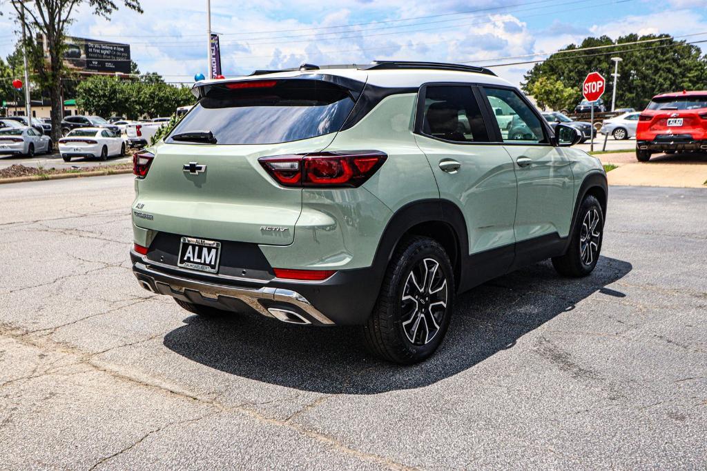 new 2025 Chevrolet TrailBlazer car, priced at $28,872