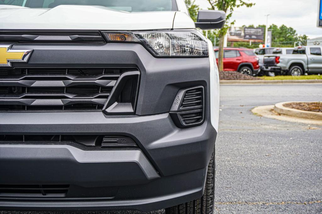 new 2026 Chevrolet Colorado car, priced at $31,001