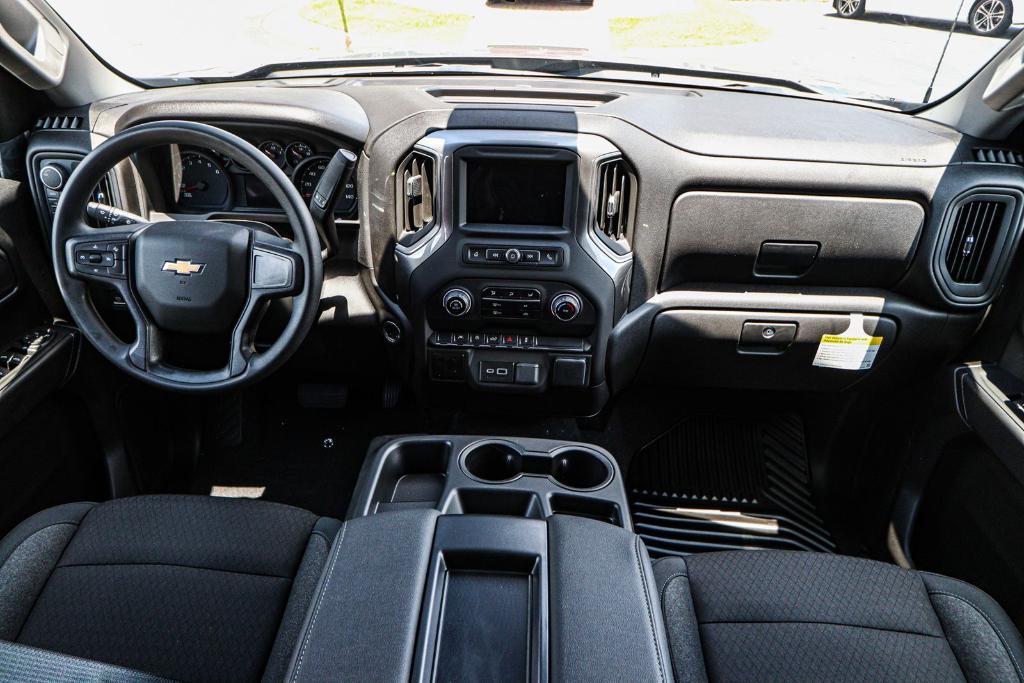 new 2025 Chevrolet Silverado 1500 car, priced at $46,740