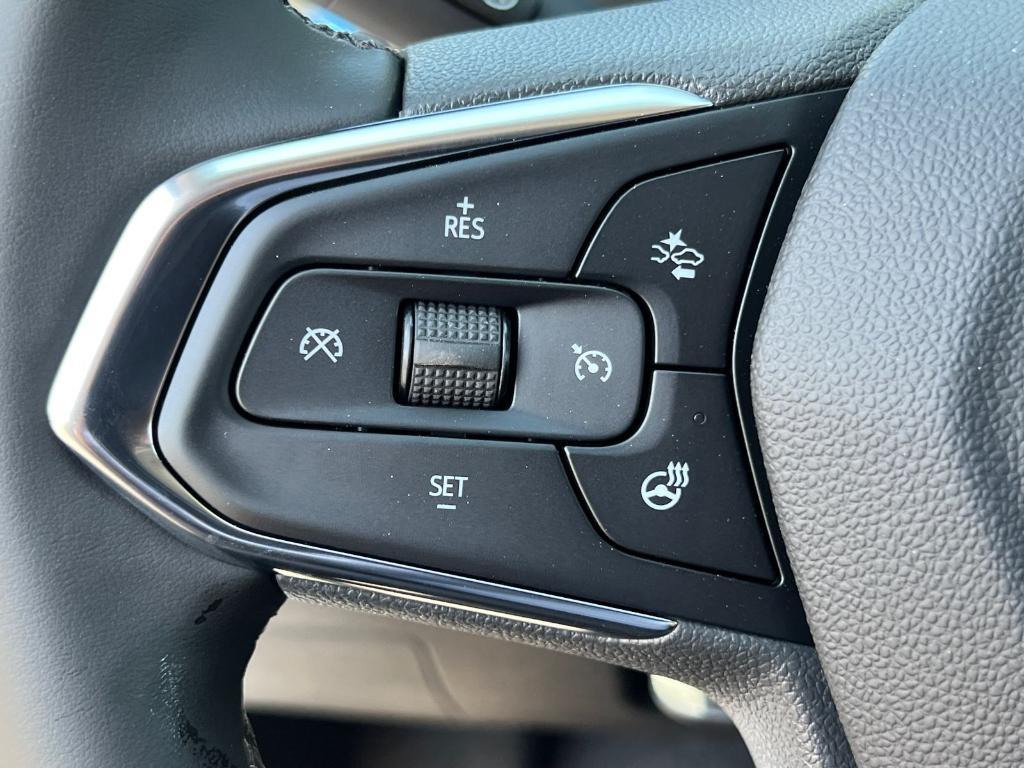 new 2025 Chevrolet Trax car, priced at $23,880