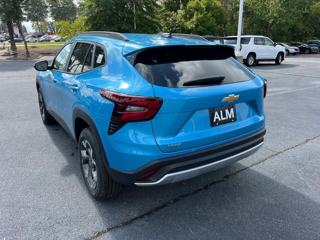 new 2025 Chevrolet Trax car, priced at $23,990