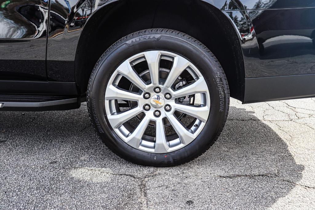 new 2025 Chevrolet Suburban car, priced at $79,824