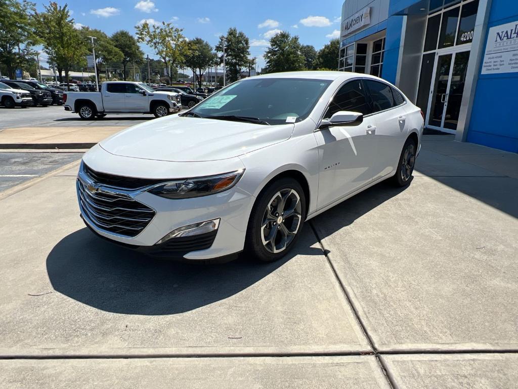 new 2024 Chevrolet Malibu car, priced at $26,645