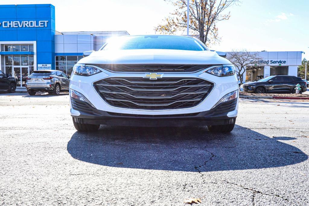 new 2024 Chevrolet Malibu car, priced at $25,087