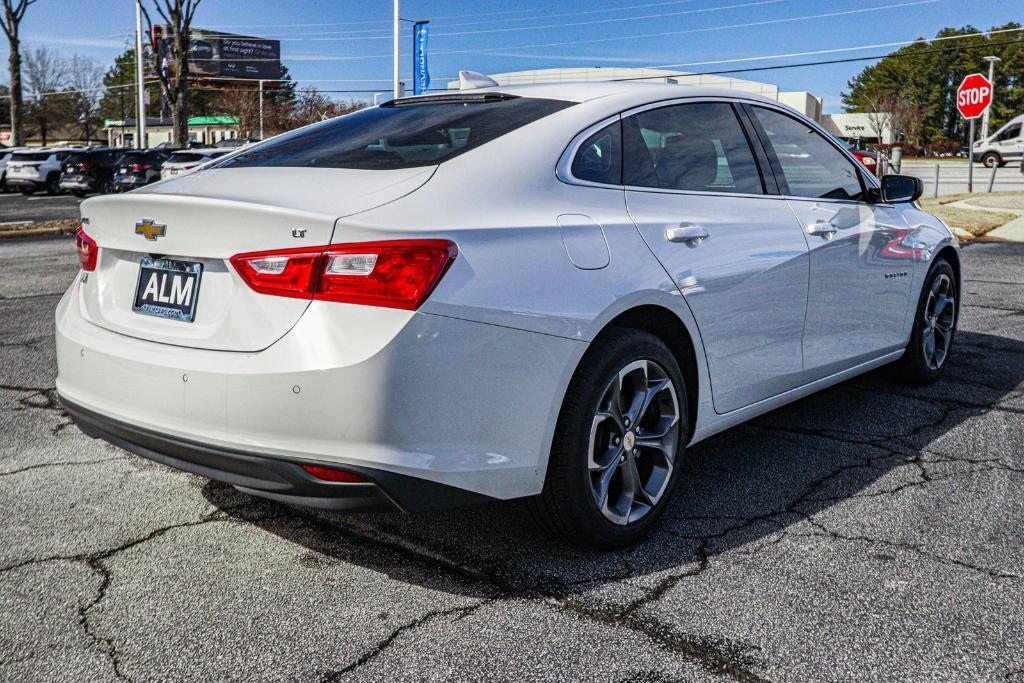 new 2024 Chevrolet Malibu car, priced at $24,590