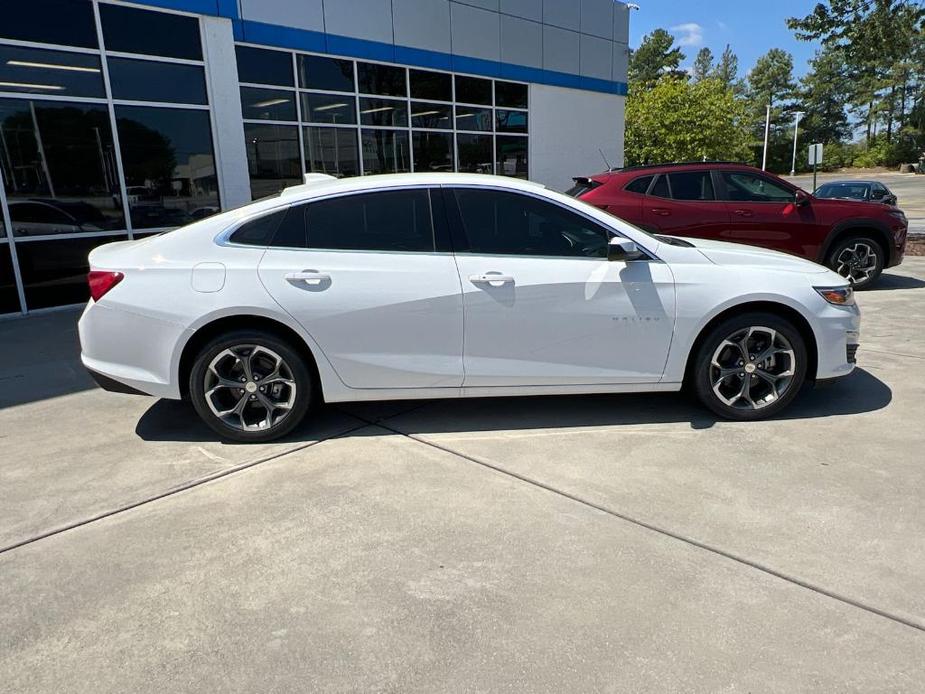 new 2024 Chevrolet Malibu car, priced at $26,645