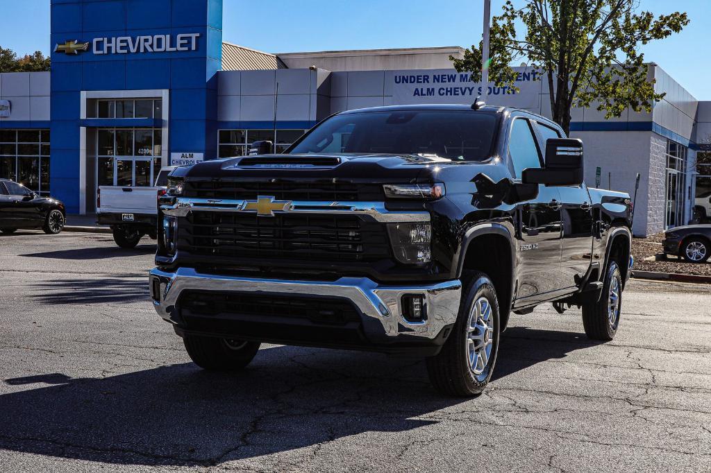 new 2025 Chevrolet Silverado 2500 car, priced at $67,955