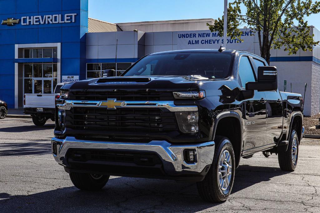 new 2025 Chevrolet Silverado 2500 car, priced at $67,955