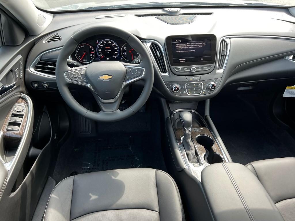 new 2025 Chevrolet Malibu car, priced at $33,490