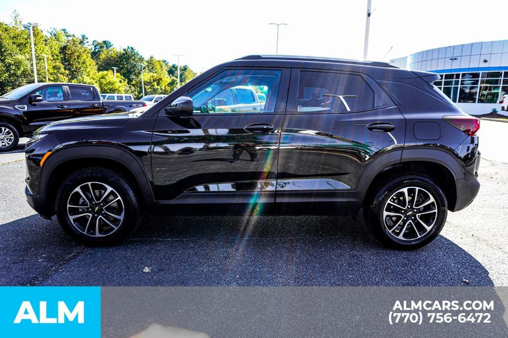 used 2025 Chevrolet TrailBlazer car, priced at $22,420