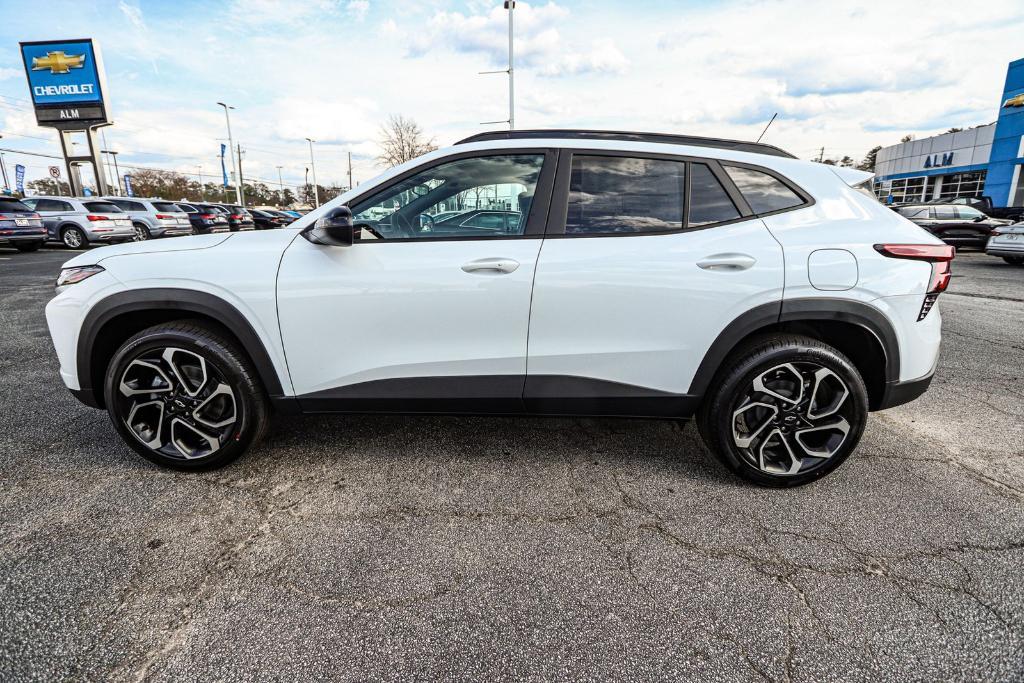 new 2025 Chevrolet Trax car, priced at $27,285