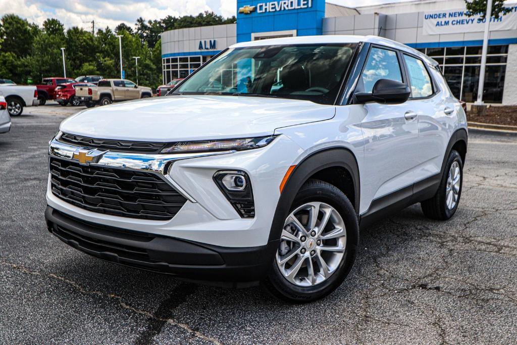 new 2026 Chevrolet TrailBlazer car, priced at $24,500