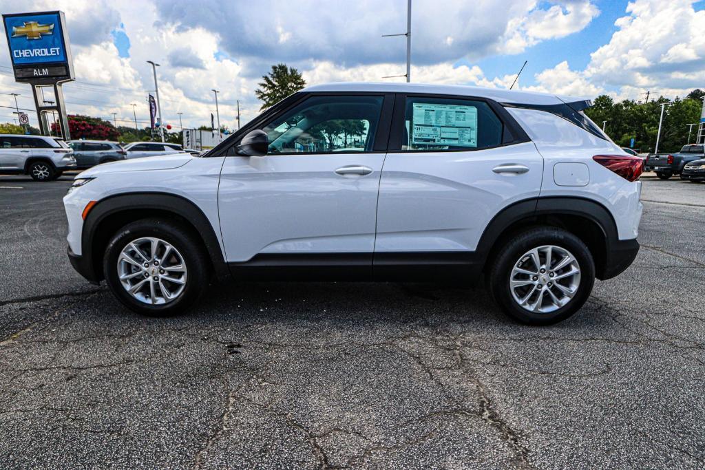 new 2026 Chevrolet TrailBlazer car, priced at $24,500