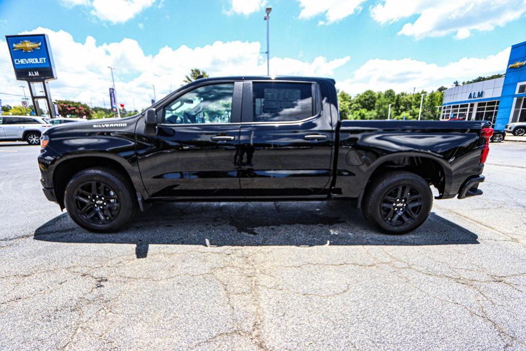 new 2025 Chevrolet Silverado 1500 car, priced at $43,045
