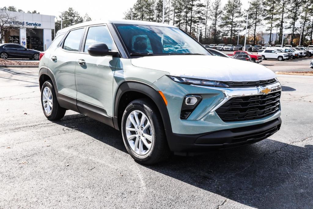 new 2025 Chevrolet TrailBlazer car, priced at $23,538