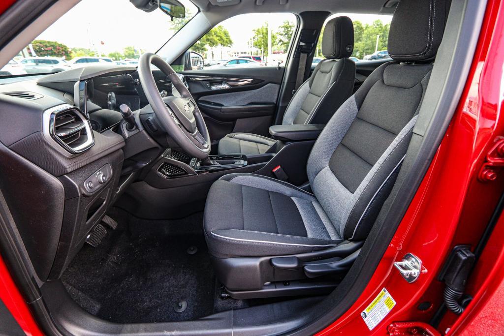 new 2026 Chevrolet TrailBlazer car, priced at $25,250