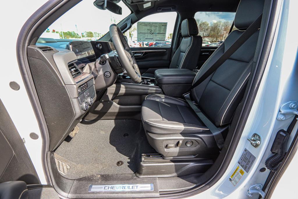 new 2025 Chevrolet Tahoe car, priced at $74,018