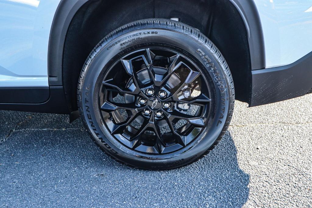 new 2026 Chevrolet Traverse car, priced at $43,135