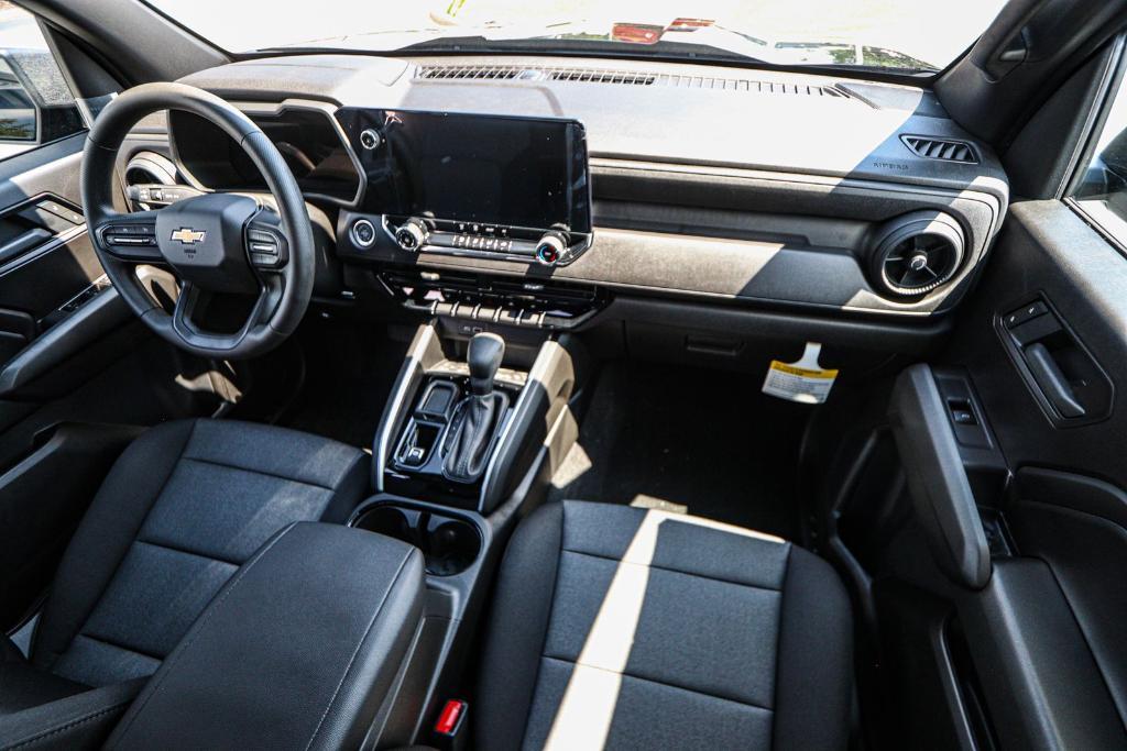 new 2025 Chevrolet Colorado car, priced at $33,349
