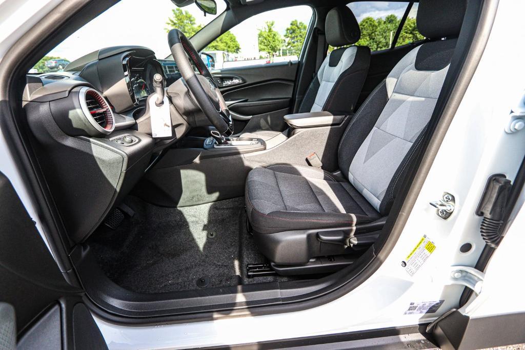 new 2025 Chevrolet Trax car, priced at $22,281