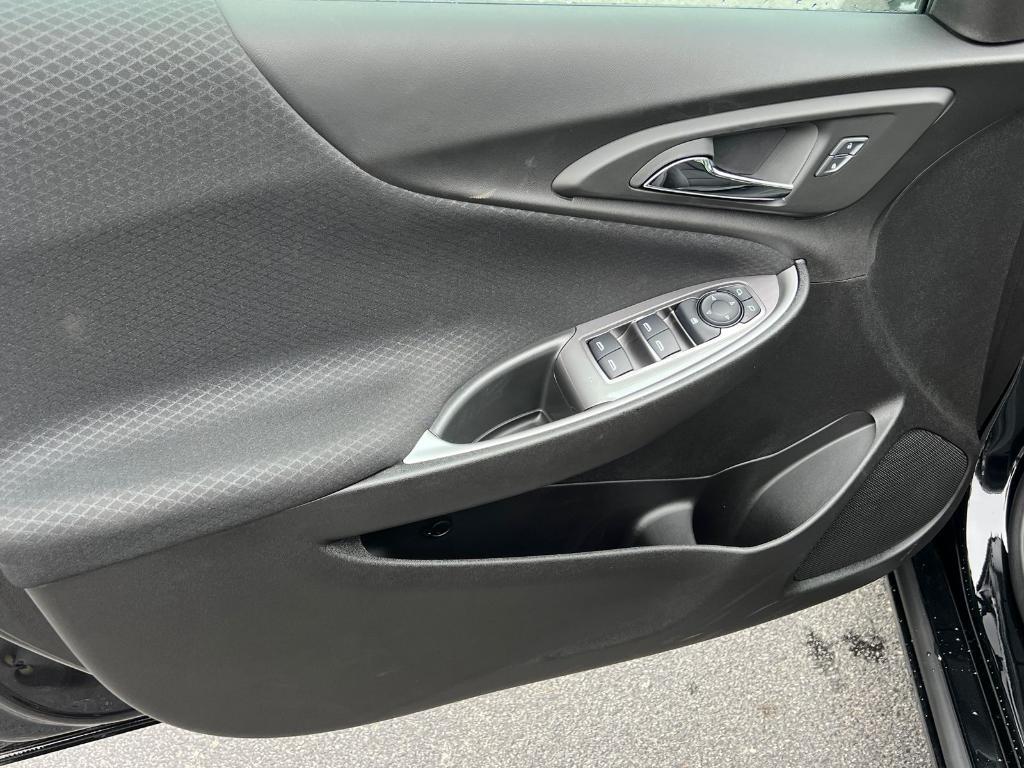 new 2025 Chevrolet Malibu car, priced at $25,475