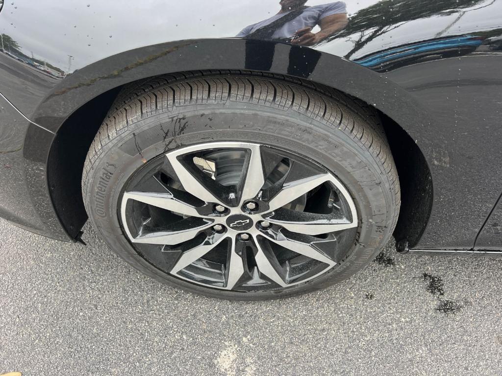 new 2025 Chevrolet Malibu car, priced at $25,475