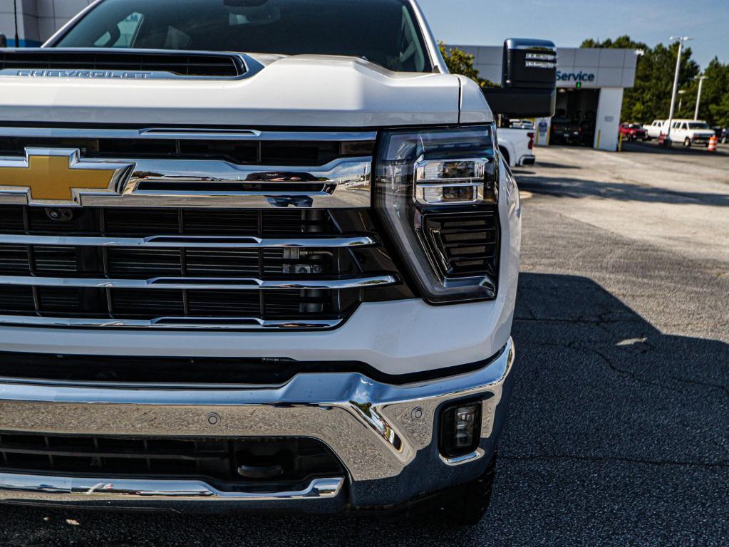 new 2025 Chevrolet Silverado 2500 car, priced at $74,715
