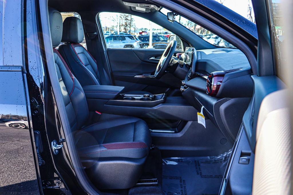 new 2025 Chevrolet Equinox car, priced at $32,790