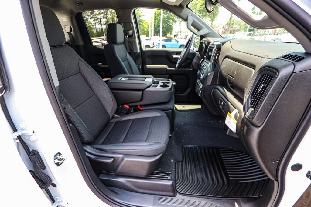 new 2025 Chevrolet Silverado 1500 car, priced at $40,245