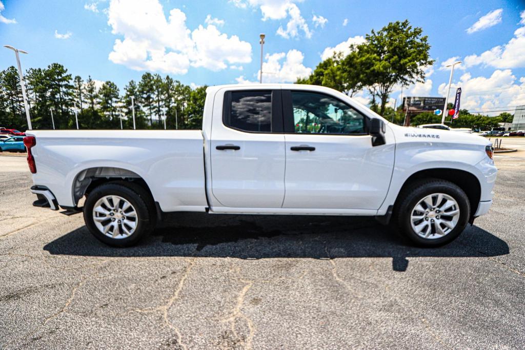 new 2025 Chevrolet Silverado 1500 car, priced at $40,245