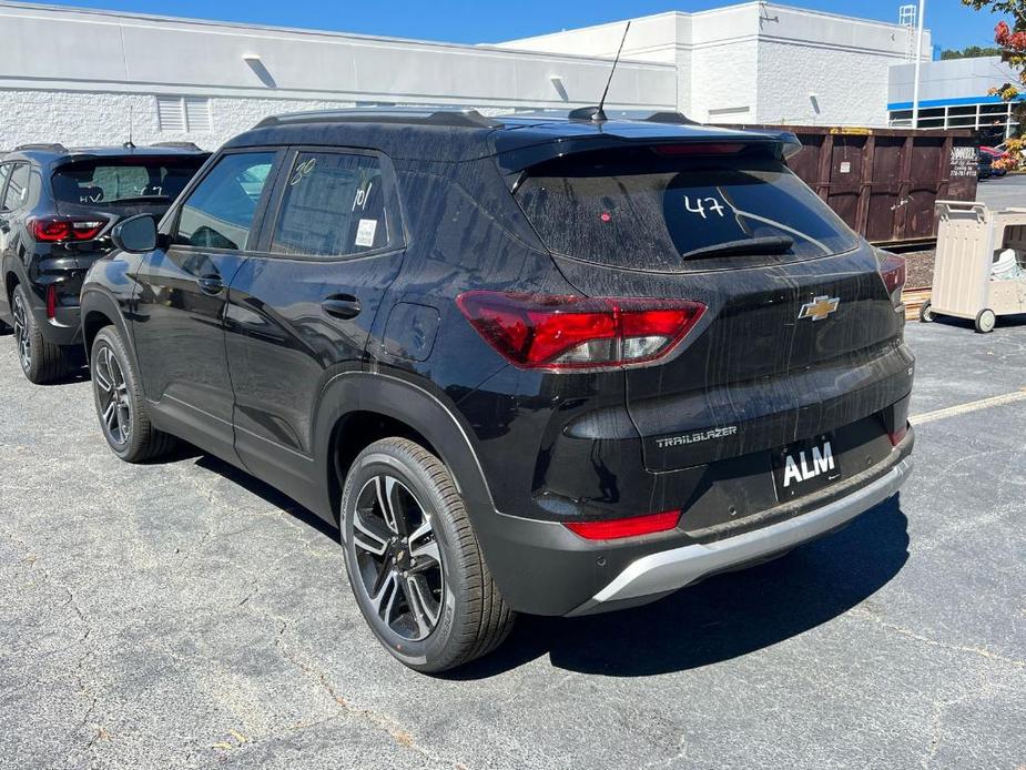 new 2025 Chevrolet TrailBlazer car, priced at $25,990