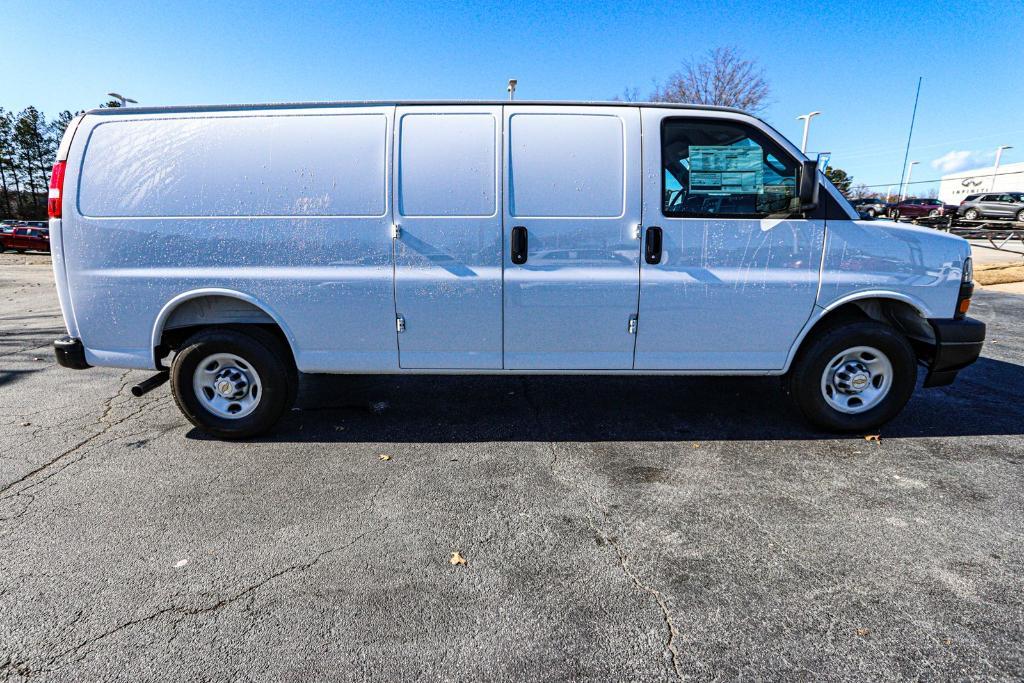 new 2025 Chevrolet Express 3500 car, priced at $48,778