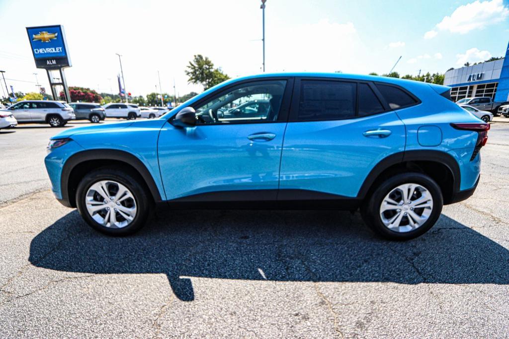 new 2025 Chevrolet Trax car, priced at $20,681