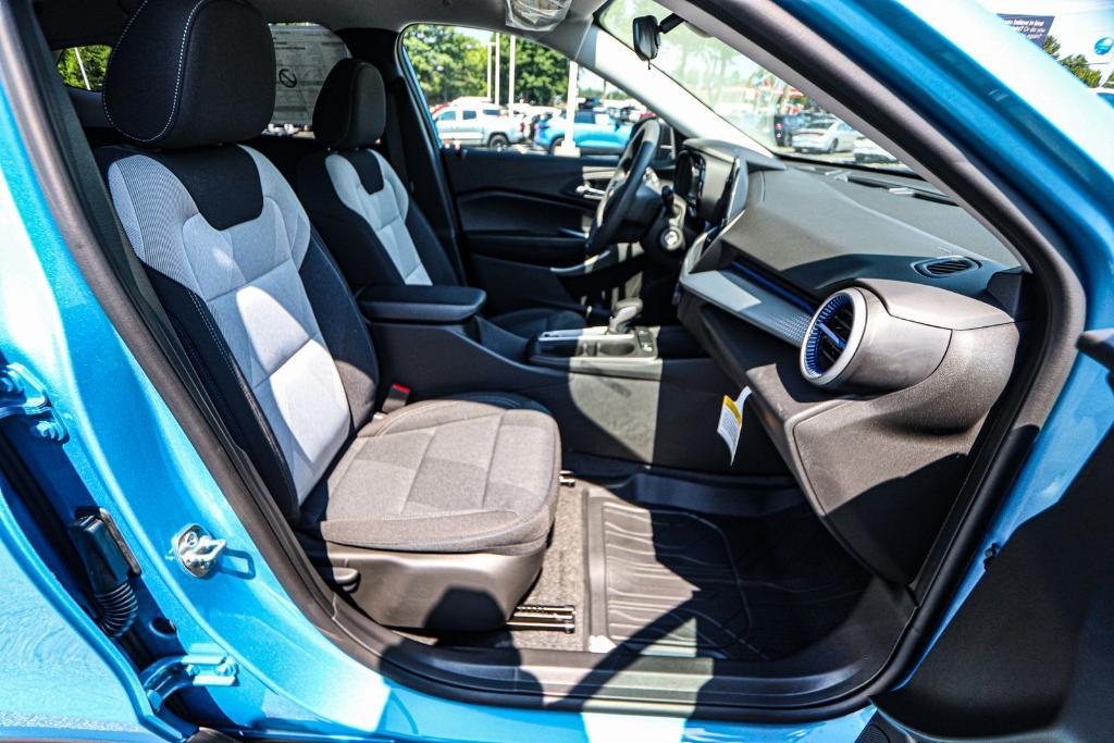 new 2025 Chevrolet Trax car, priced at $20,681