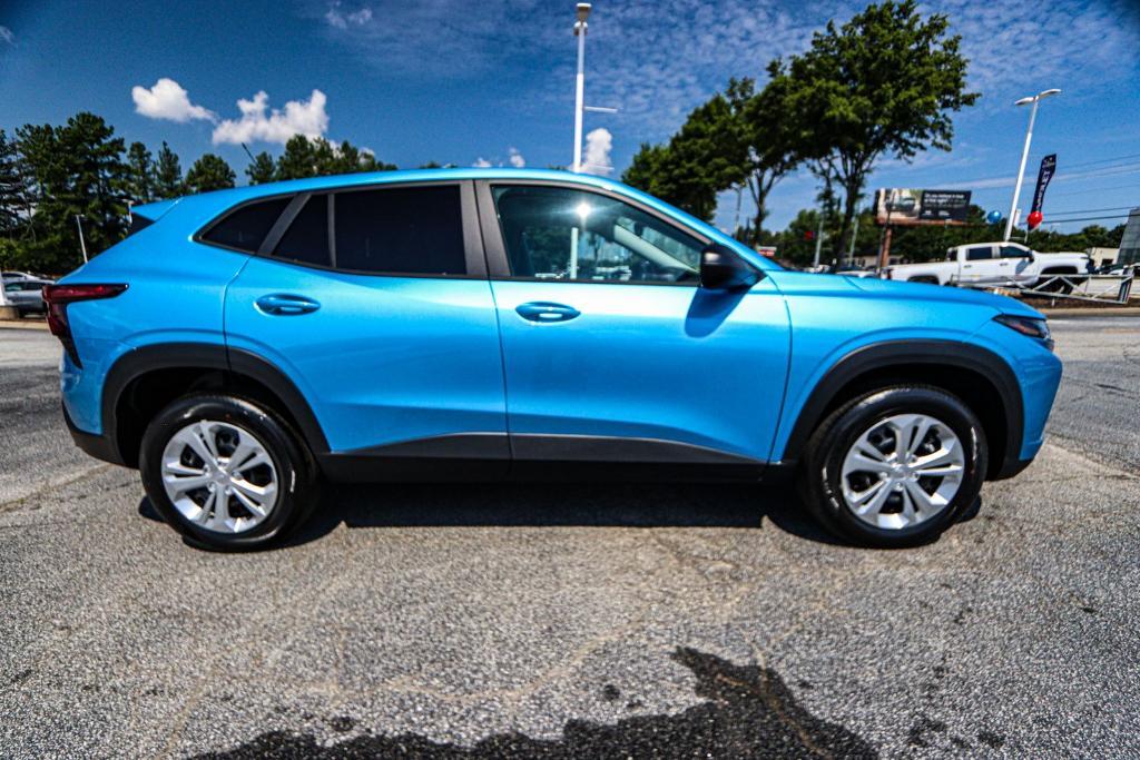 new 2025 Chevrolet Trax car, priced at $20,681