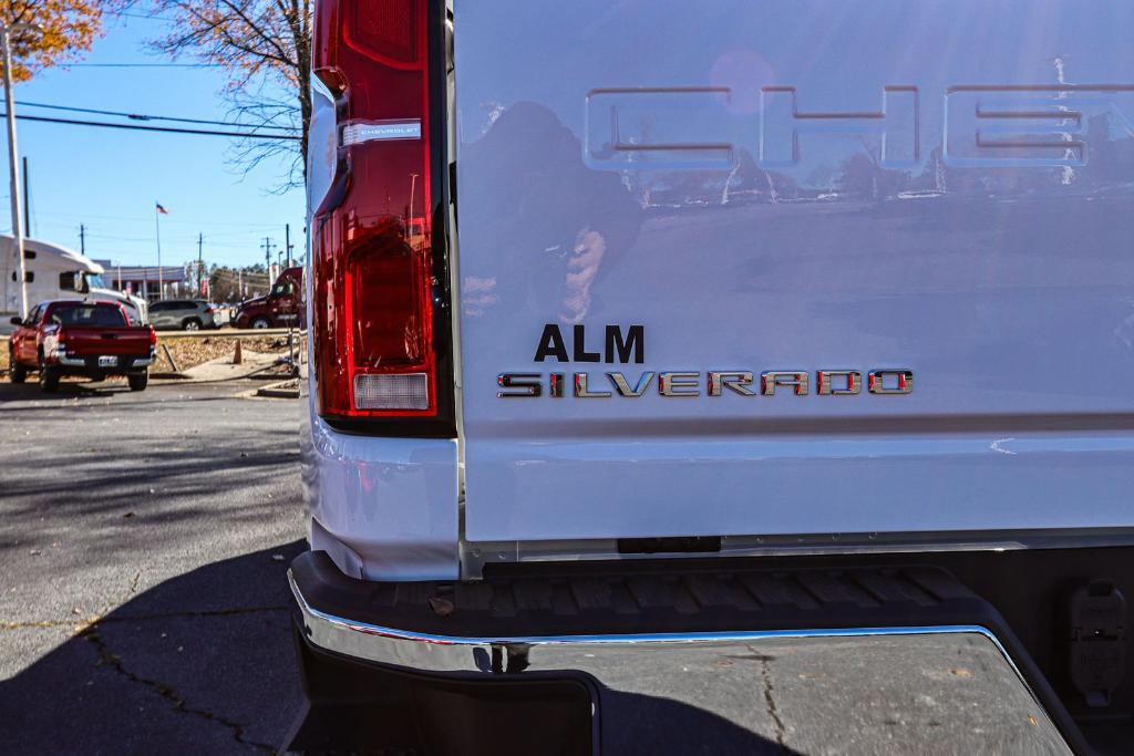 new 2025 Chevrolet Silverado 2500 car, priced at $69,640